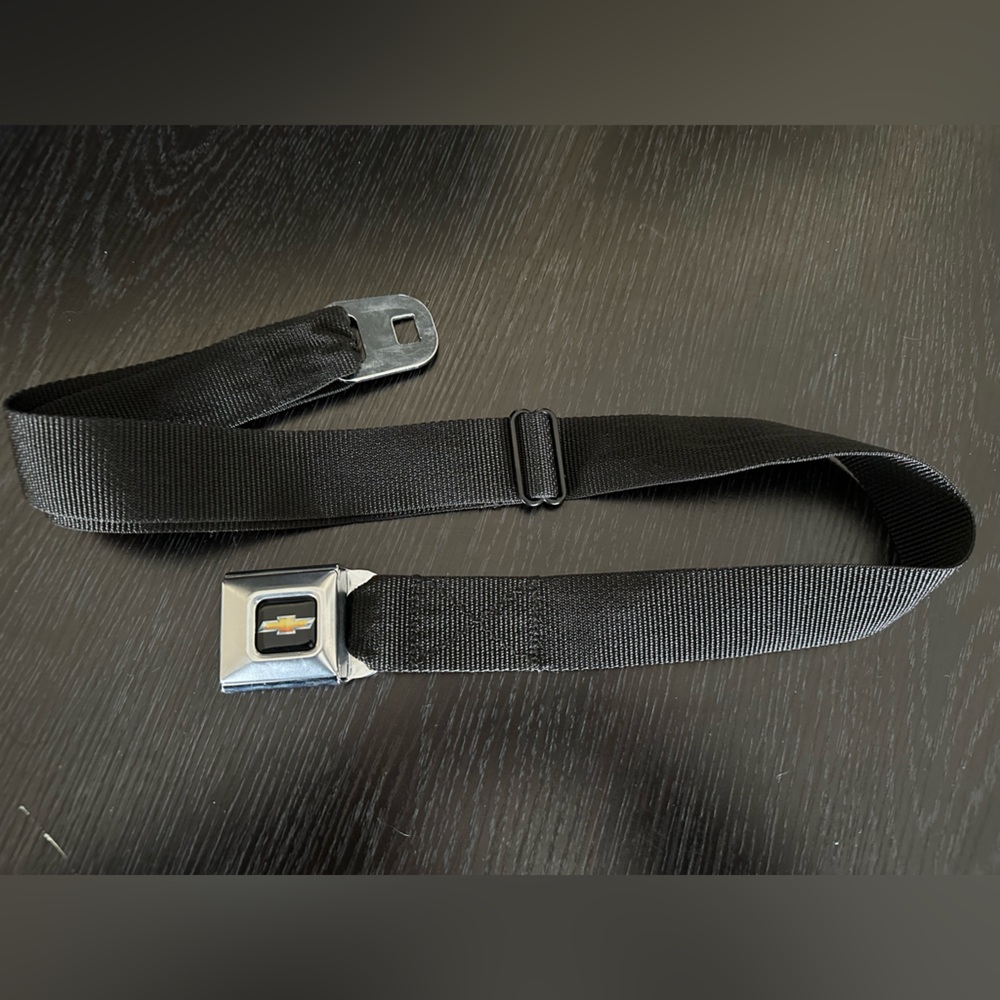 Chevy bowtie buckle belt